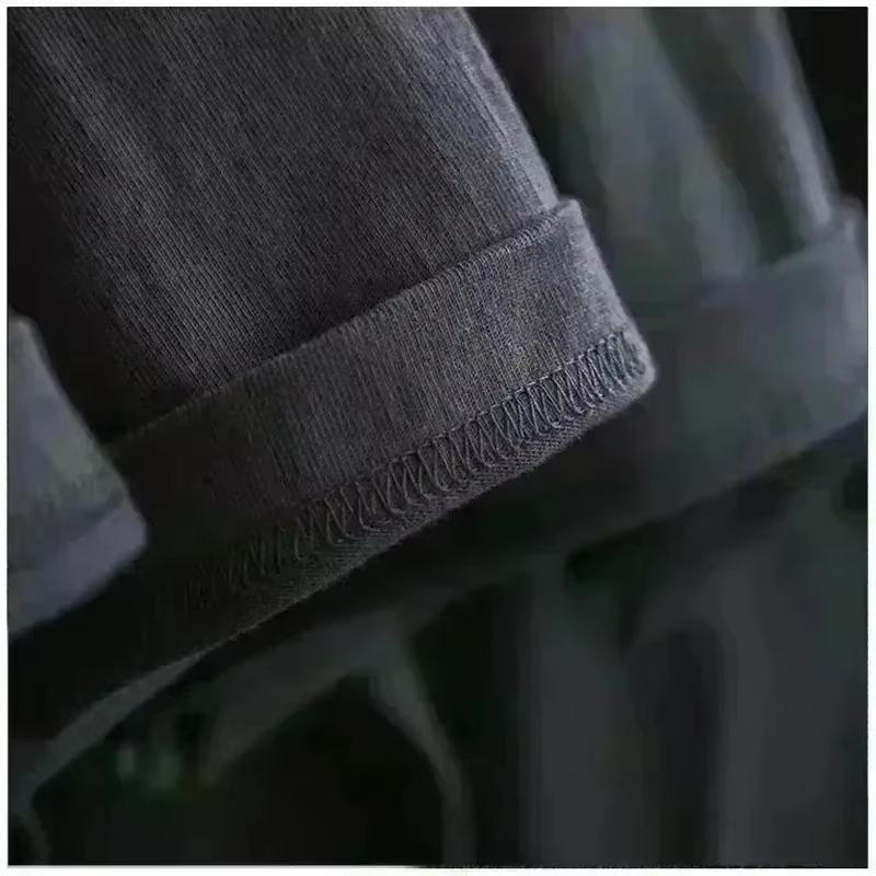 T-shirt di lusso classica con  - Streetwear Brands Logo recensione e prezzo